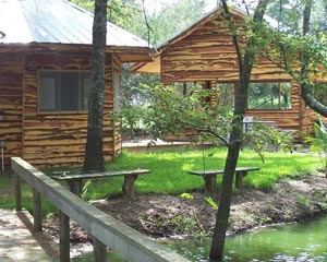 Hummingbird Lake Cabins Brenham Texas Washington County