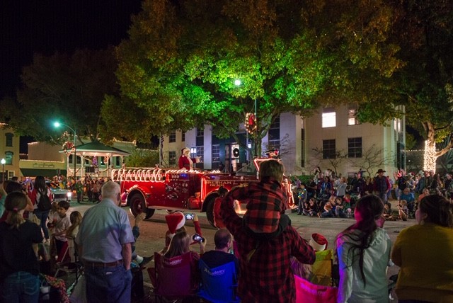 Finding Holiday Magic in Brenham & Washington County