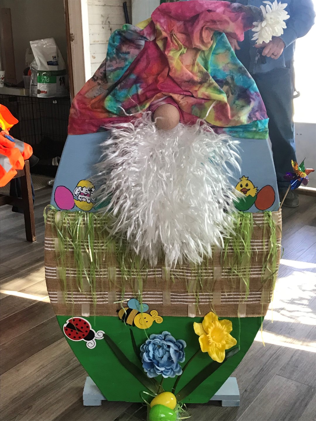 Best Seasonal Theme – Tres Chic Boutique - $125 – “Easter Gnome” – by Sue Braun