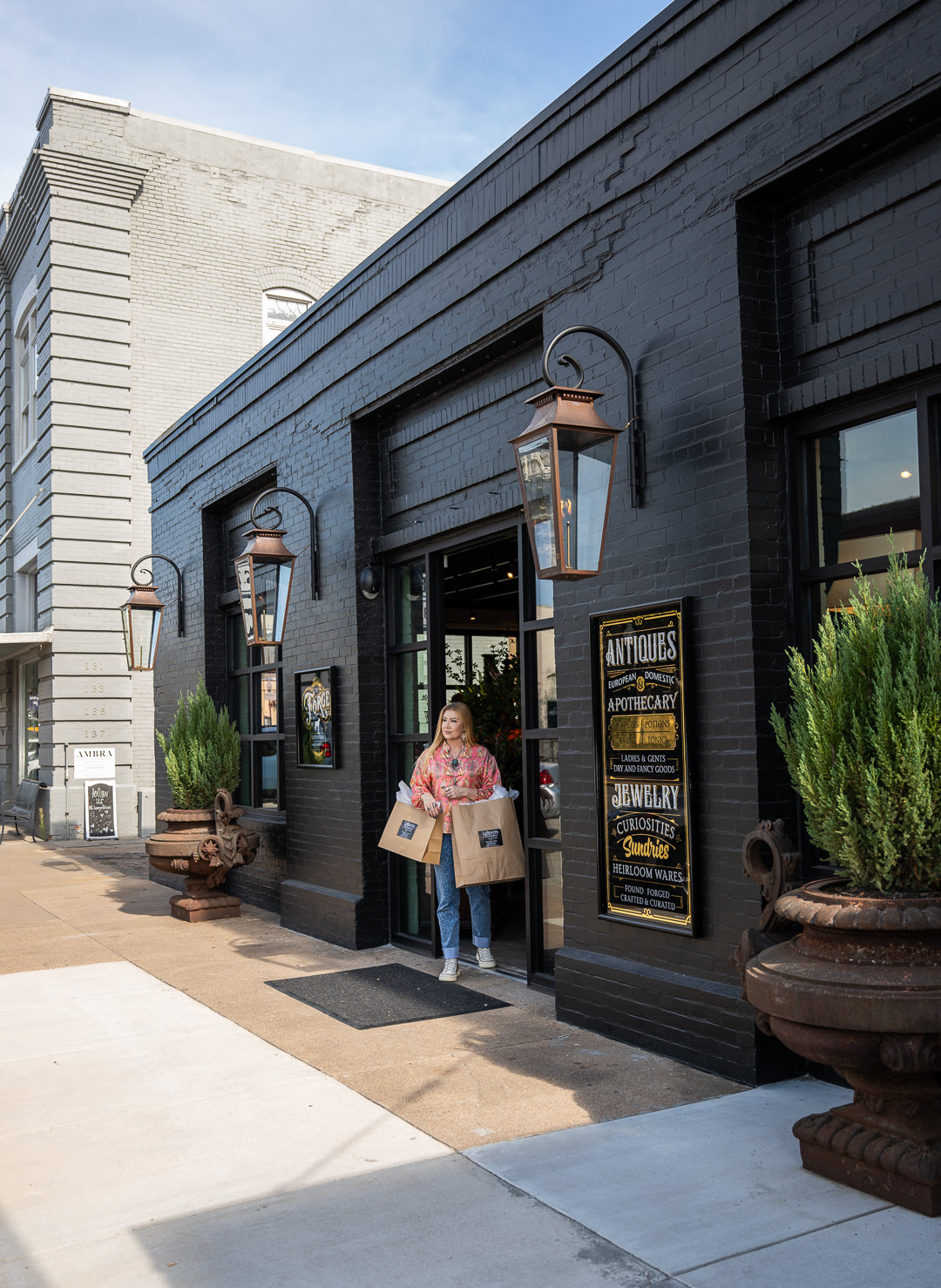 Your Guide to Washington County’s Antique Finds